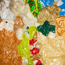 Lade das Bild in den Galerie-Viewer, Plastik