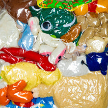 Lade das Bild in den Galerie-Viewer, Plastik